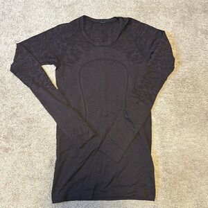 Lululemon long sleeve